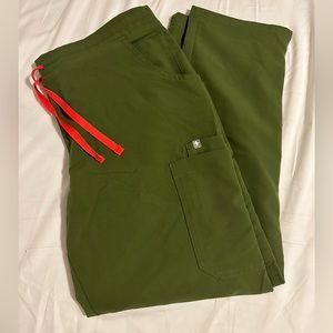 Limited Edition Figs Yola Skinny Scrub Pant